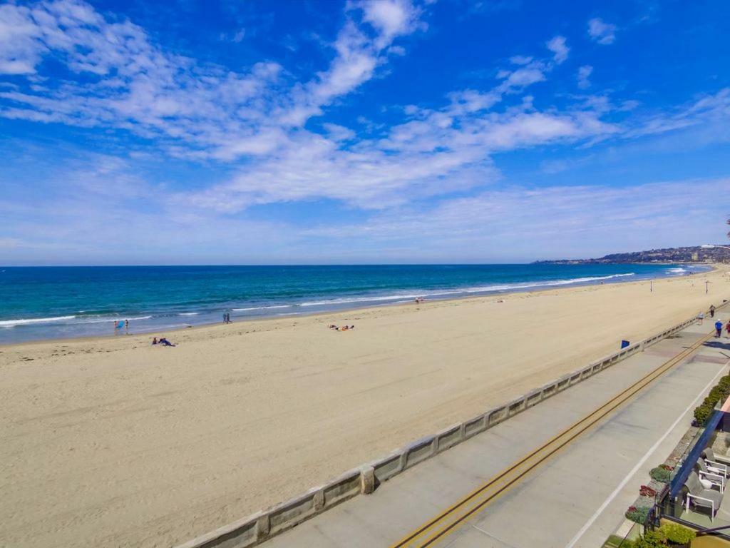 Holiday home Luxury Penthouse With Elevator - Sleeps 10+ - Family Friendly Sun / Surf / Sand *